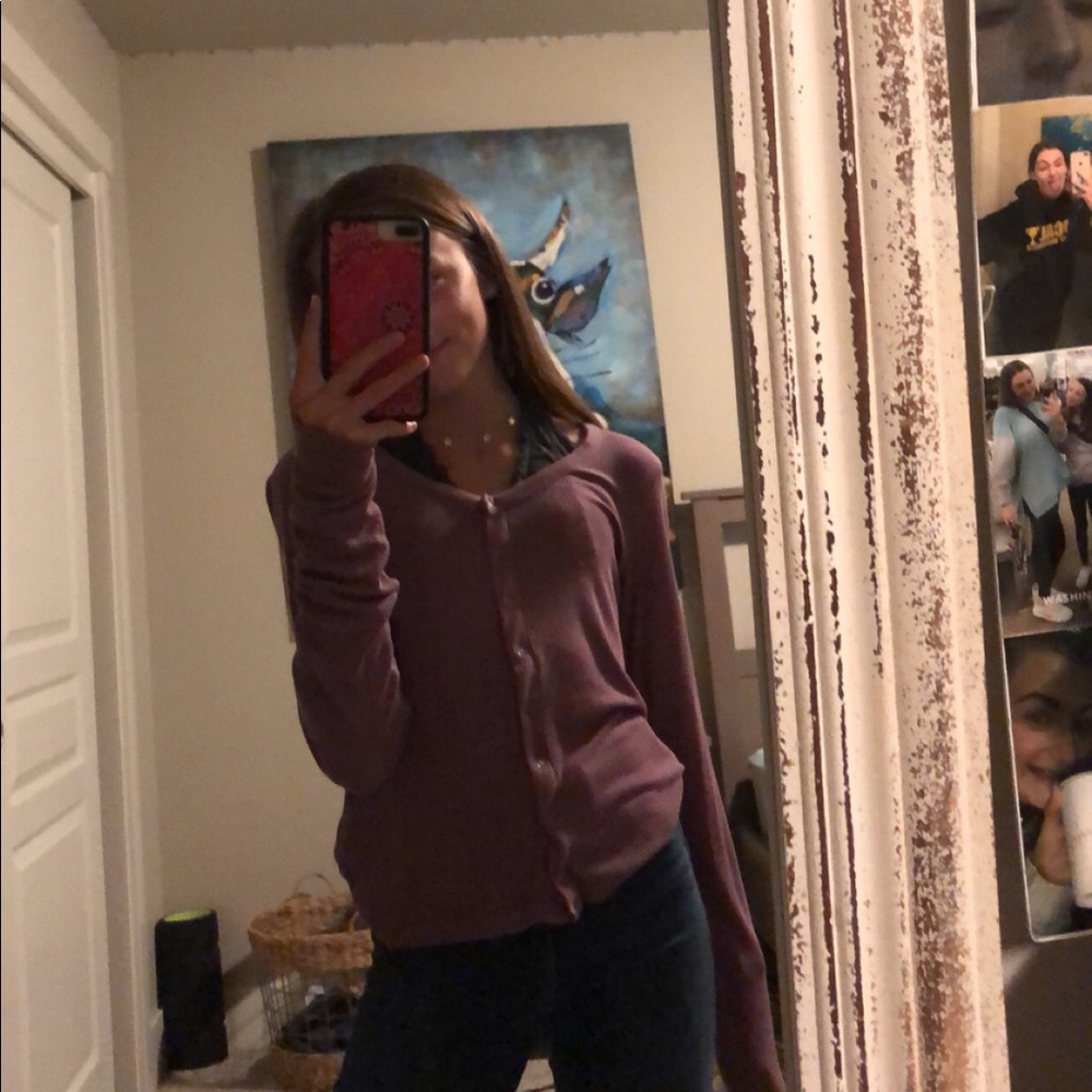 American Eagle button up top